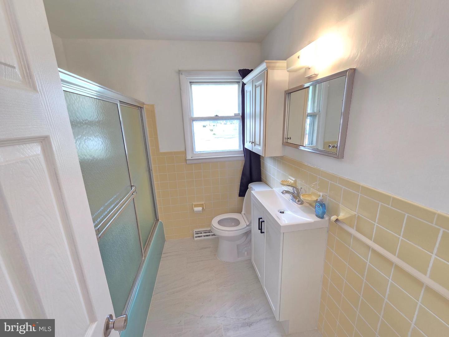 342 Washington Property Photo 9