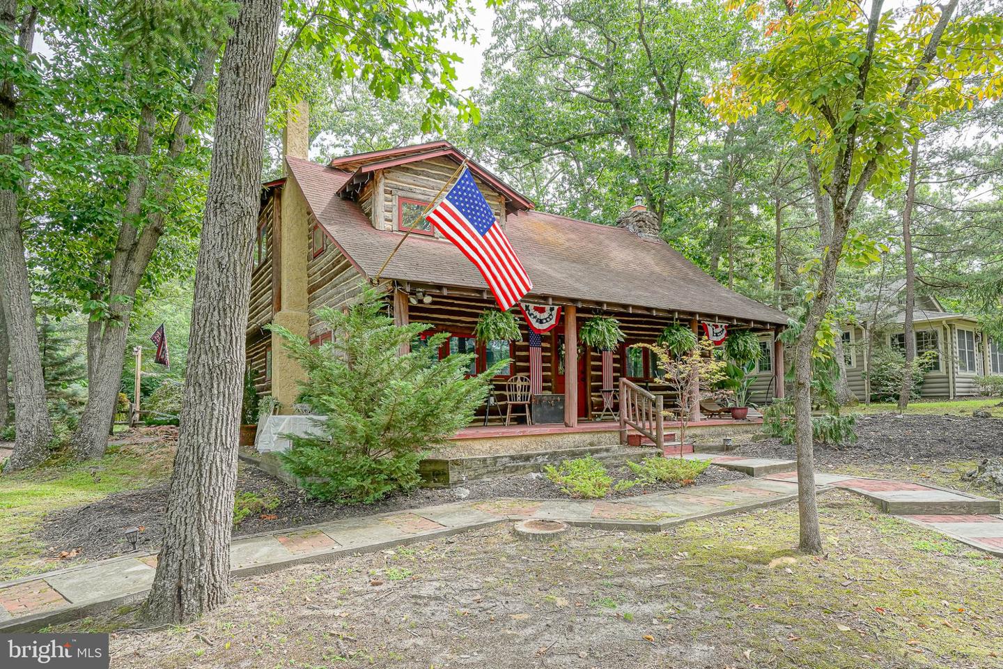 145 MCKENDIMEN RD Property Photo 1