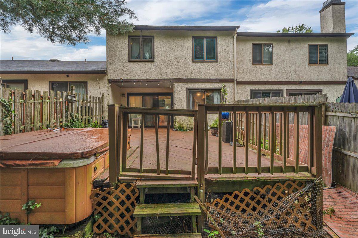 108 Five Crown Royal Property Photo 28
