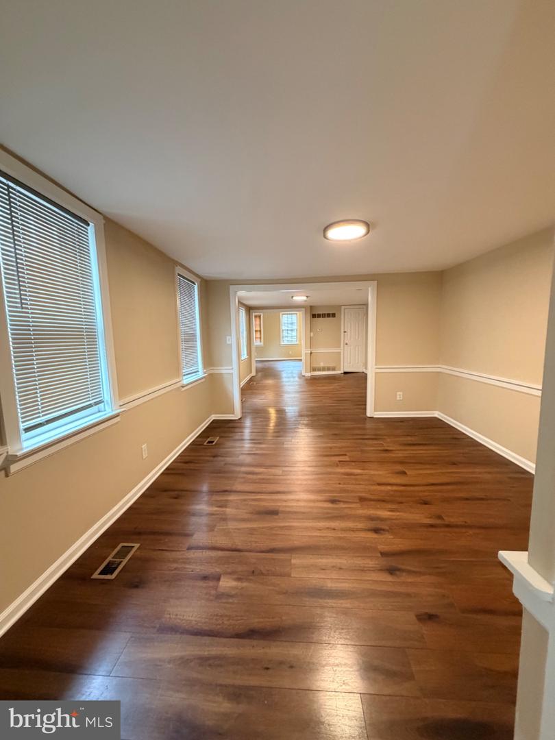 127 E Union St Property Photo 10