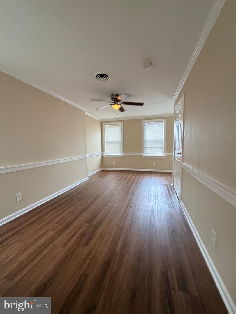 127 E Union St Property Photo 16