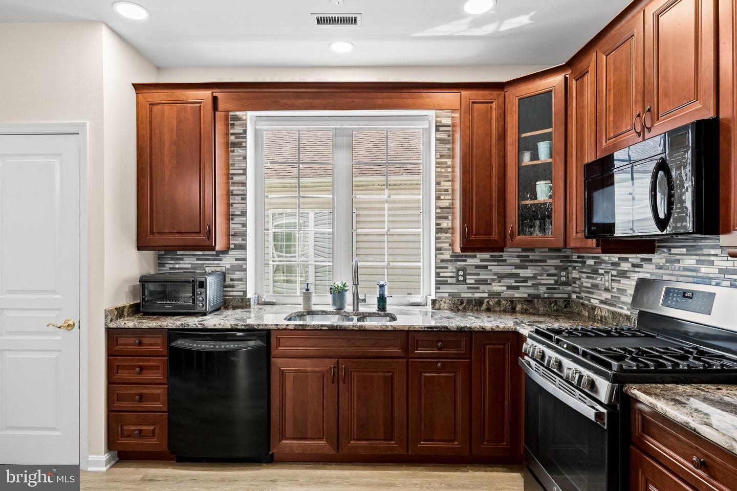 5 Shipps Way Property Photo 11