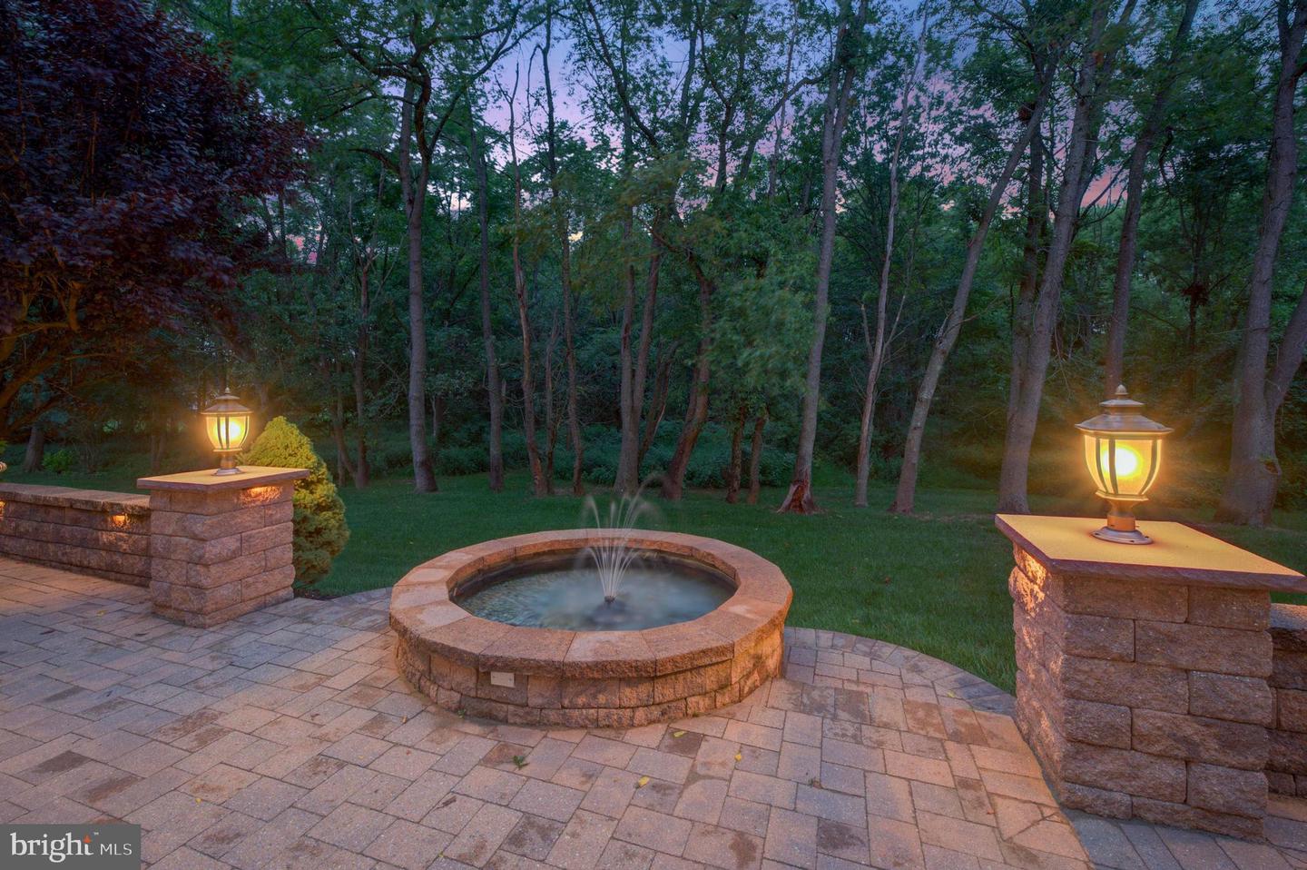 4 Florabunda Ln Property Photo 5