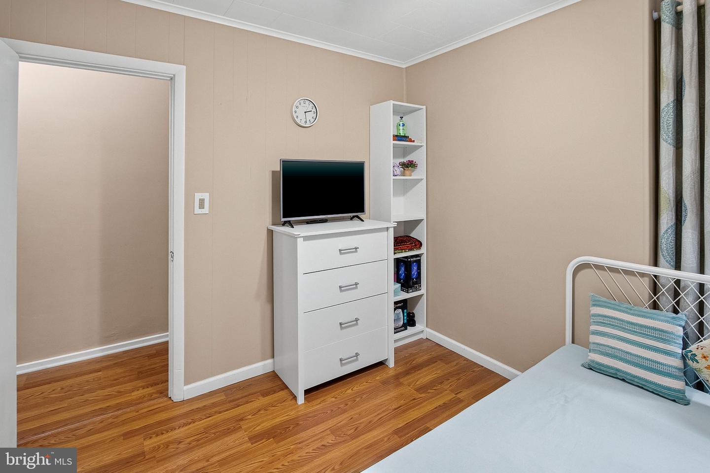53 Amboy Ave Property Photo 15