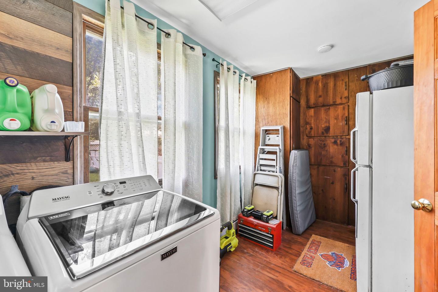 231 Rhode Island Rd Property Photo 24