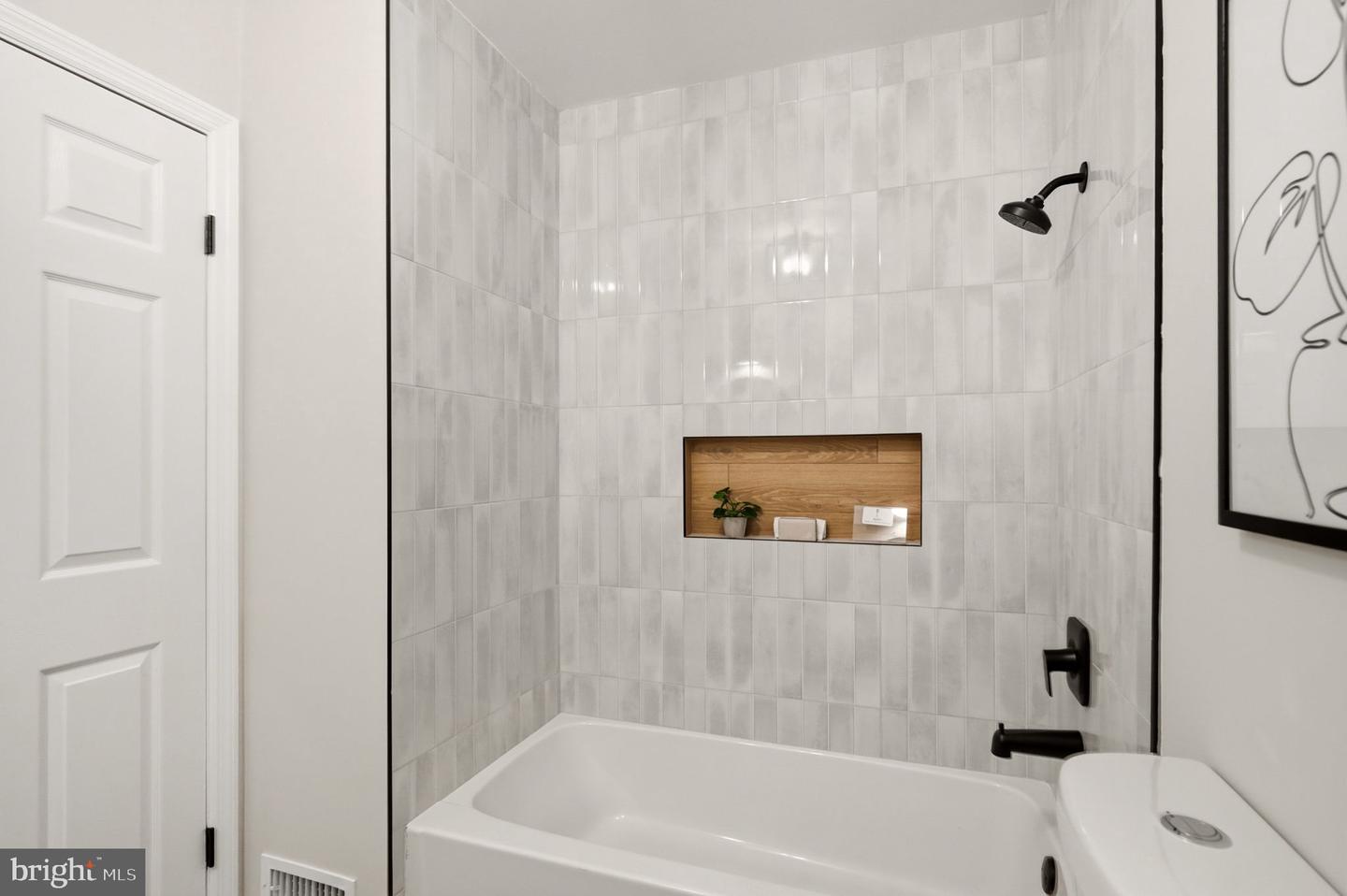 163 Twin Hill Dr Property Photo 17