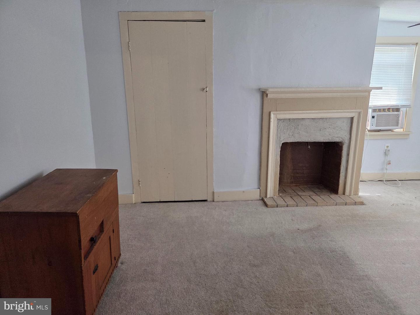 207 Washington St Property Photo 22