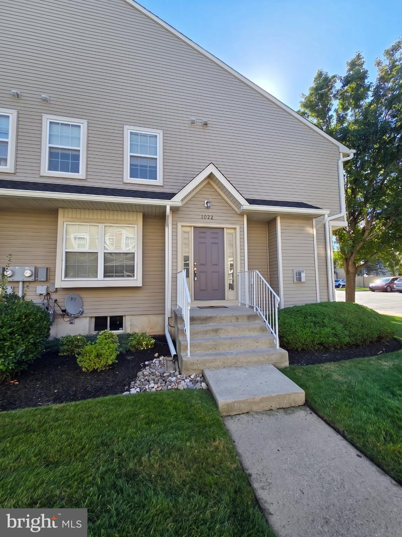 2601 GRAMERCY WAY Property Photo 1