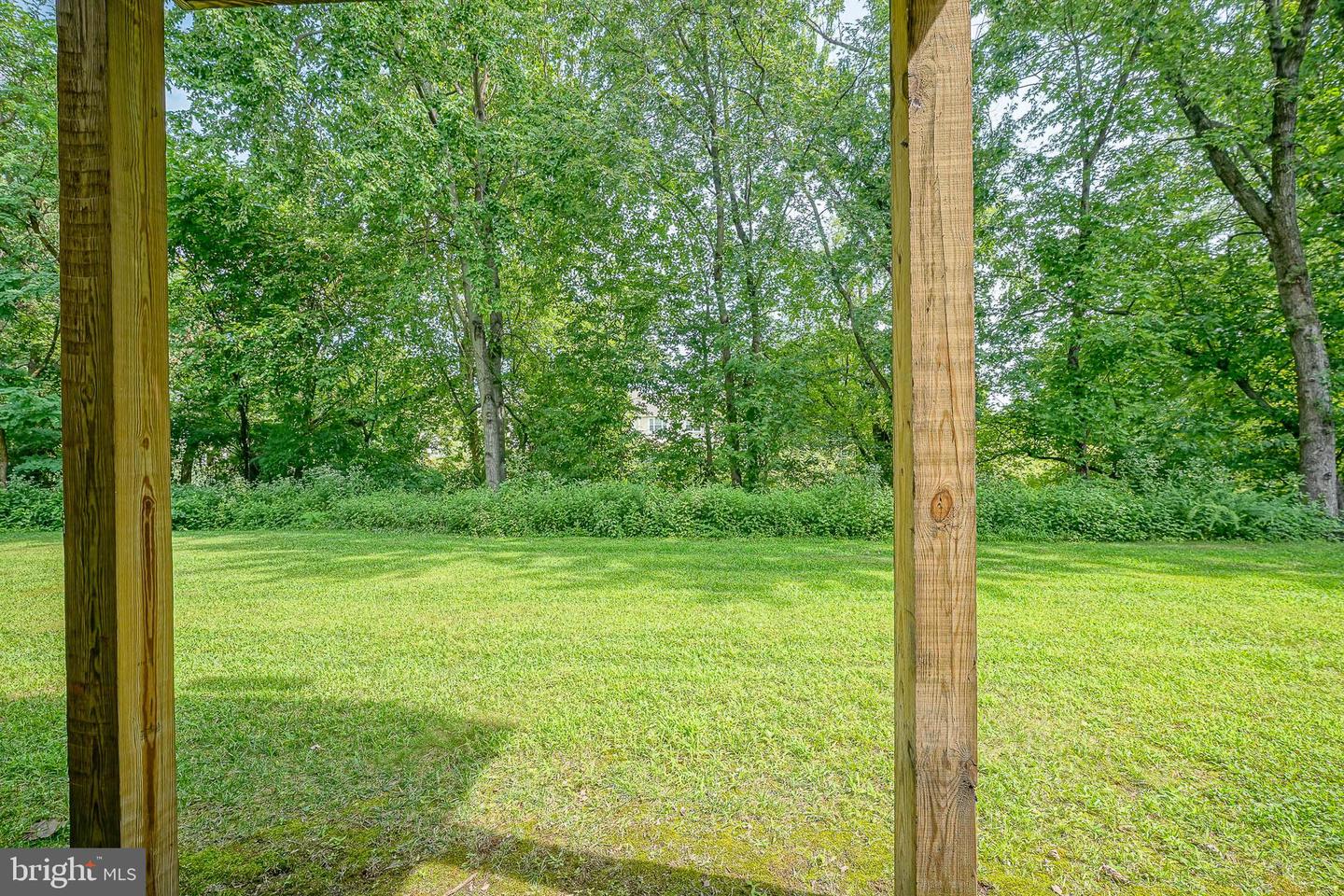7503 Juniper Ln Property Photo 3