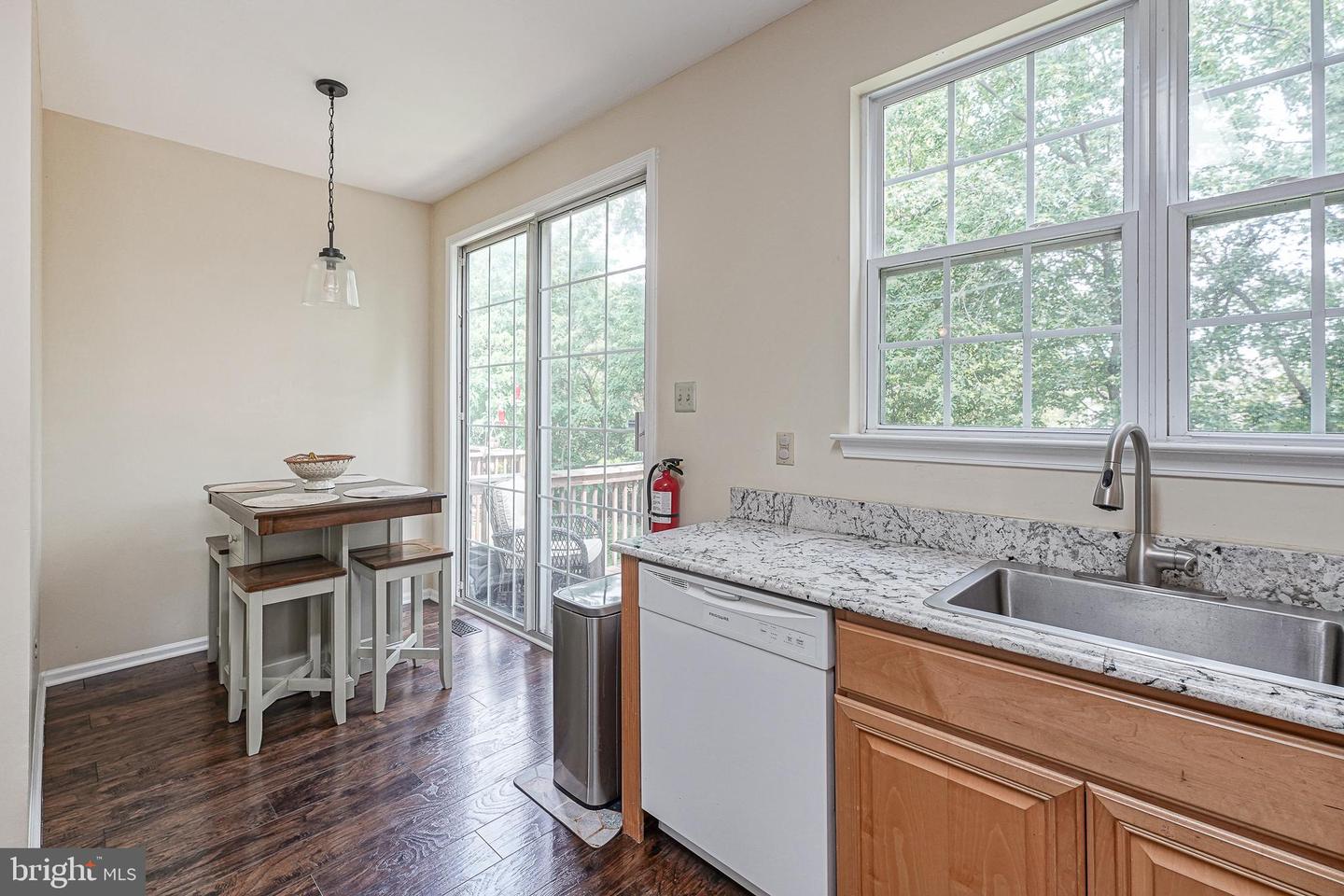 7503 Juniper Ln Property Photo 12