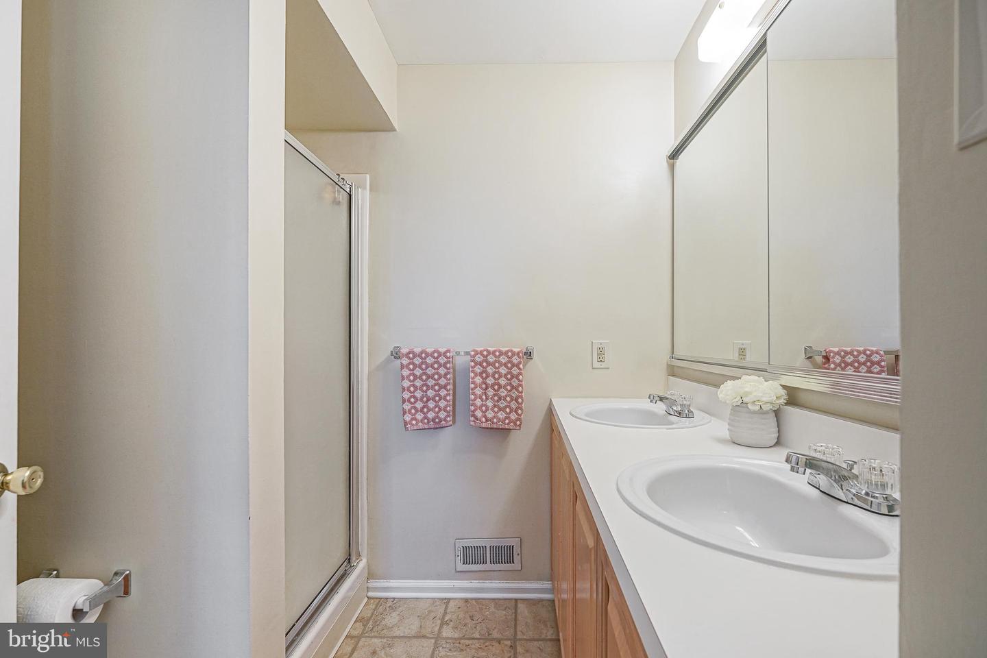 7503 Juniper Ln Property Photo 23