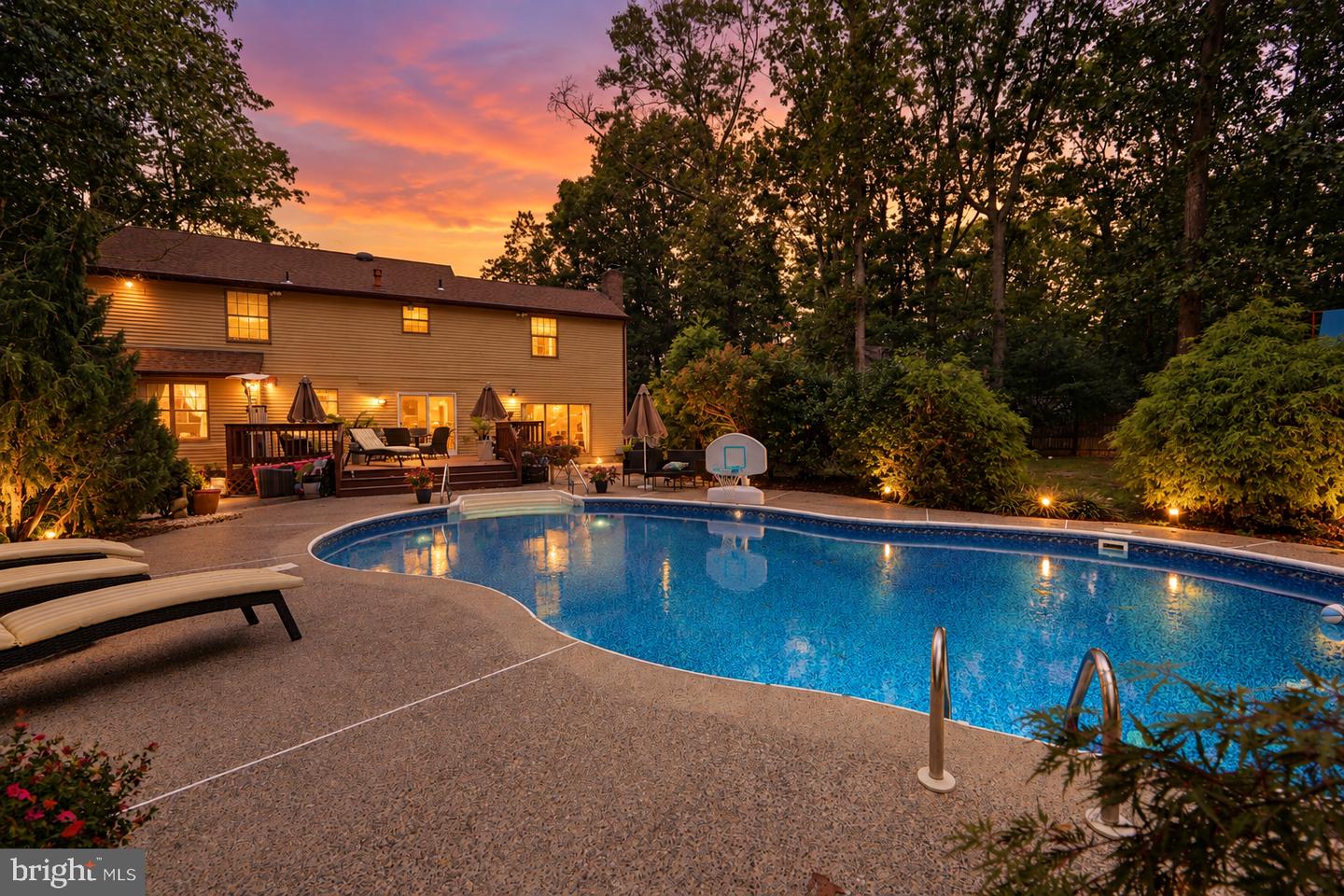 6 GRISTMILL CT Property Photo 1