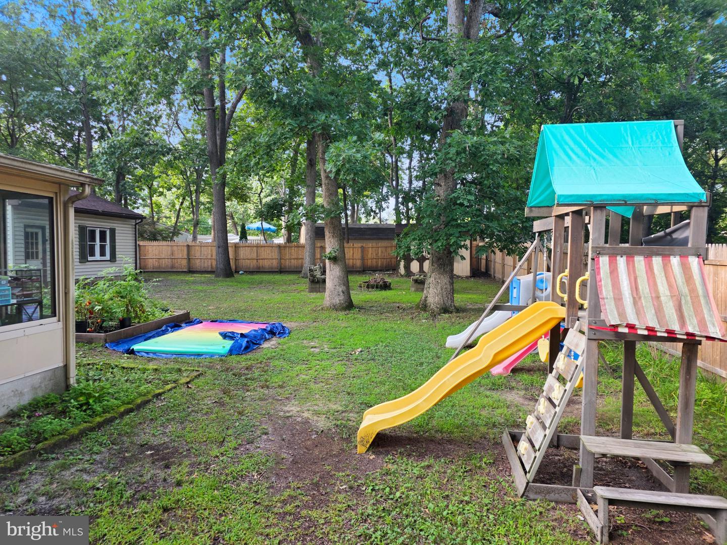 329 Evergreen Rd Property Photo 7