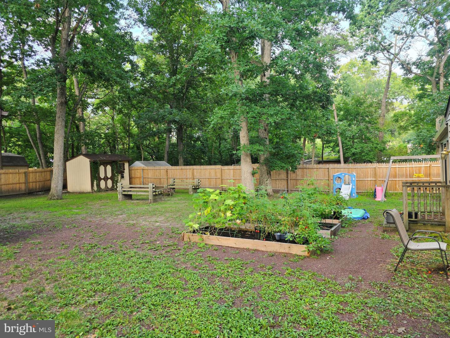 329 Evergreen Rd Property Photo 8