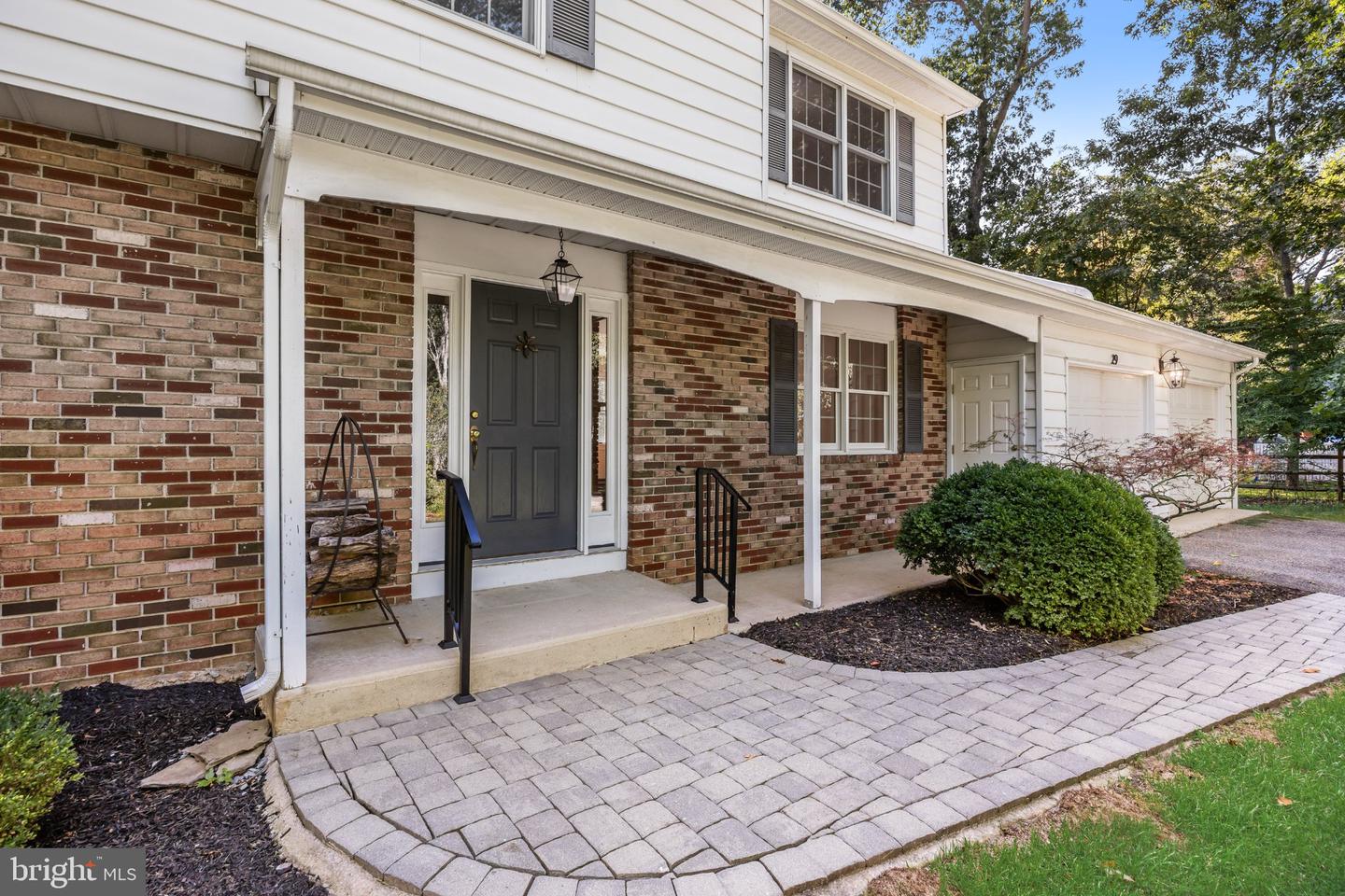 29 Maine Trl Property Photo 4