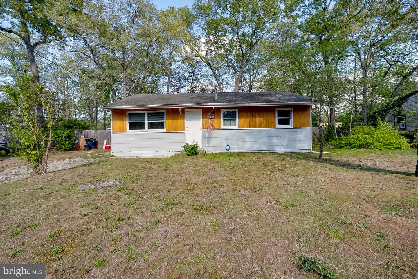 317 TIMBERLINE DR Property Photo 1
