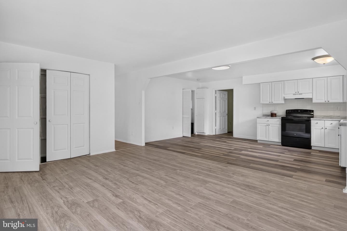 14 Scammell Dr Property Photo 3