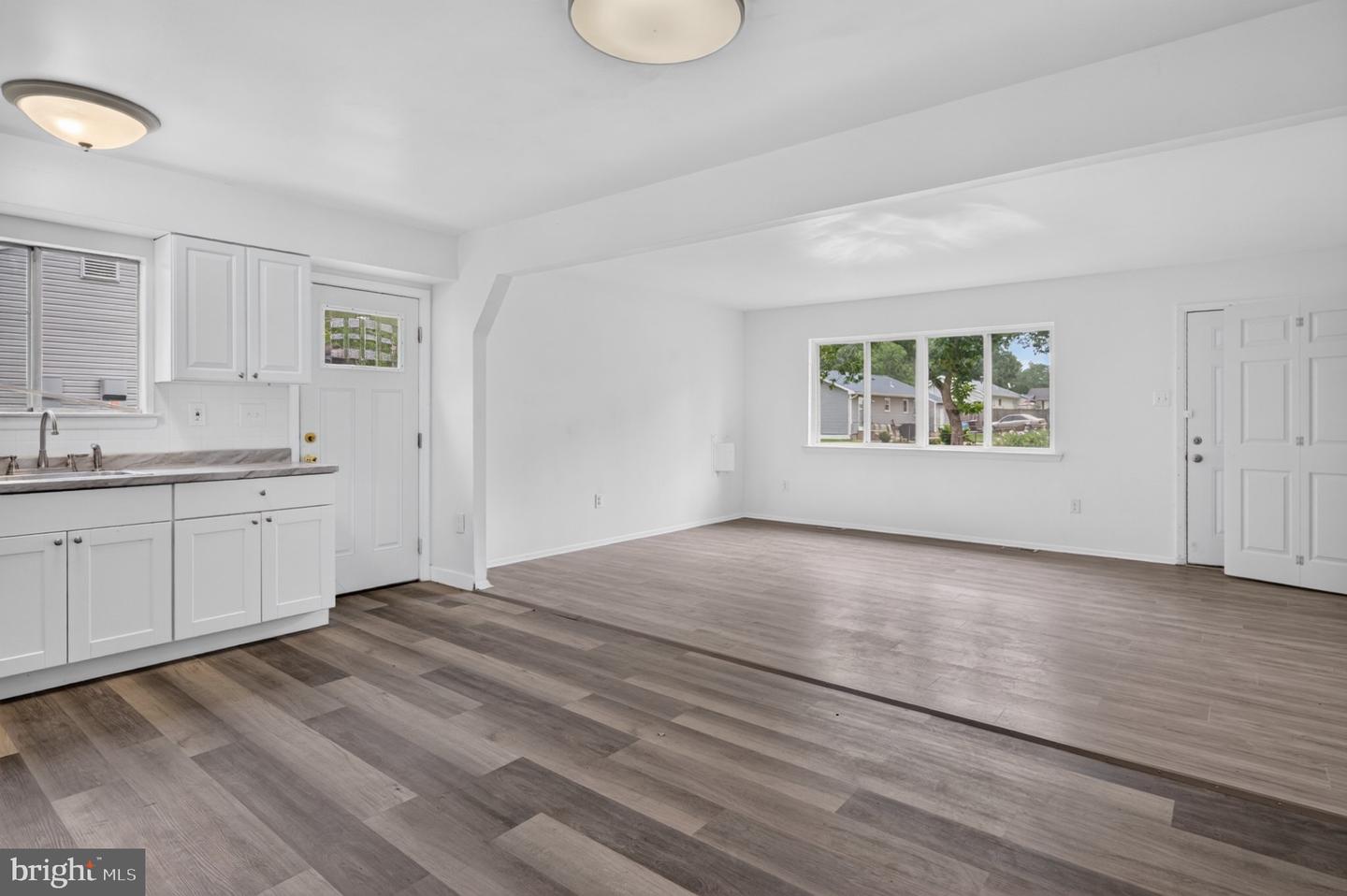 14 Scammell Dr Property Photo 4