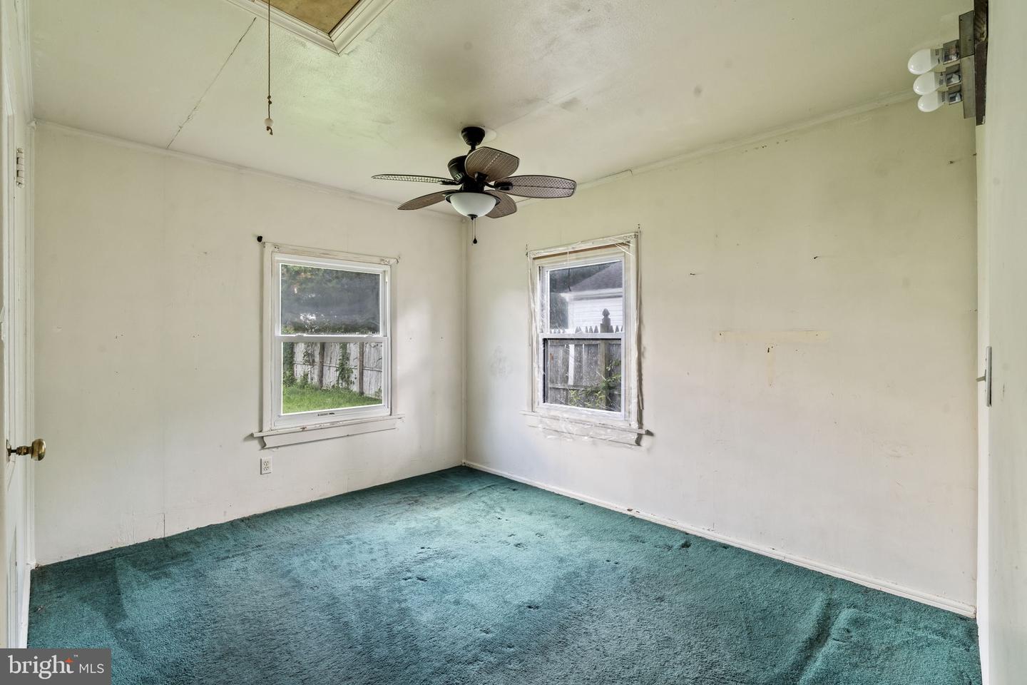 418 Iowa Ave Property Photo 18