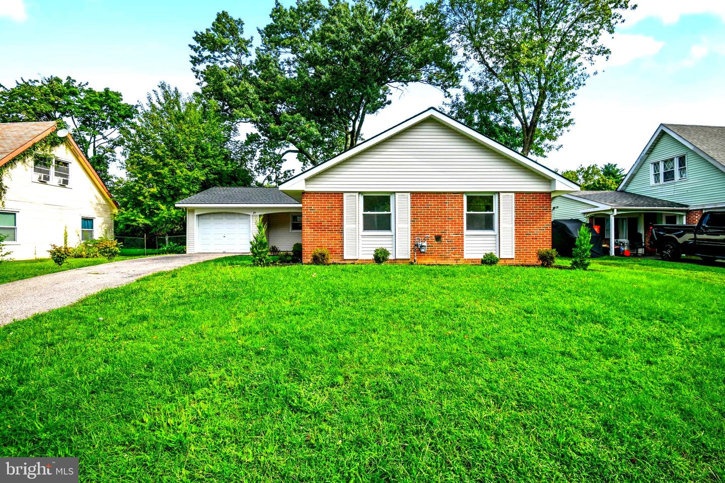 29 Barnwell Dr Property Photo 1