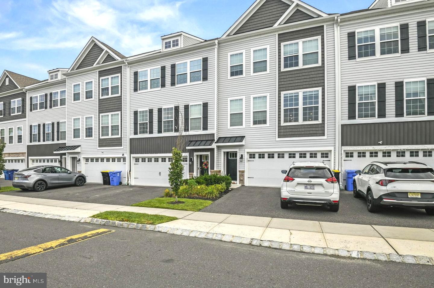 9 Autumn Park Blvd Property Photo 2