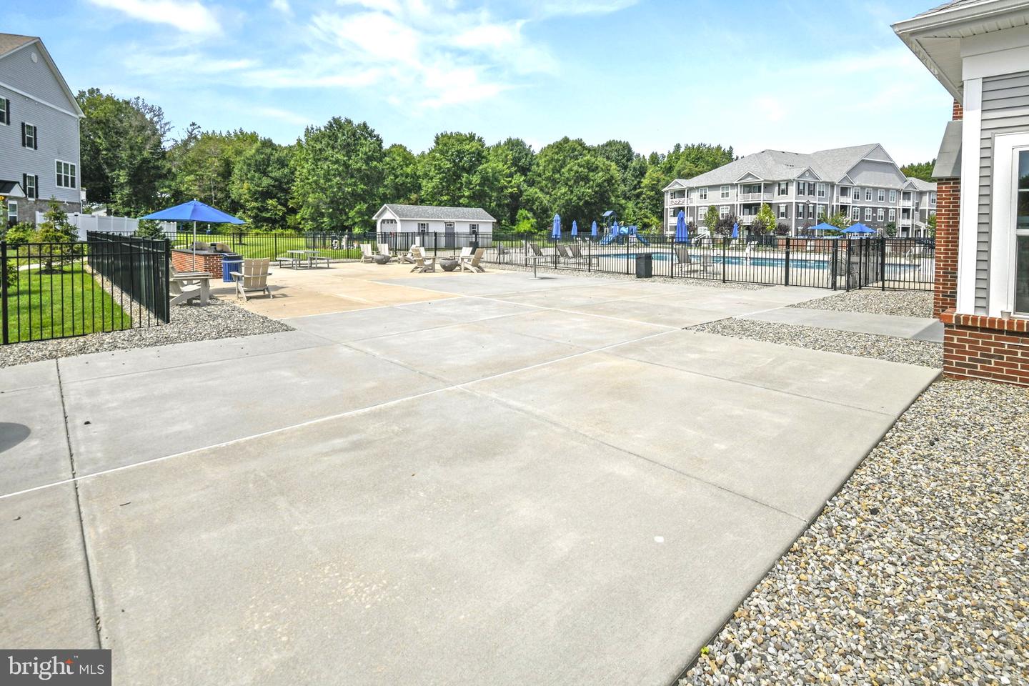 9 Autumn Park Blvd Property Photo 22