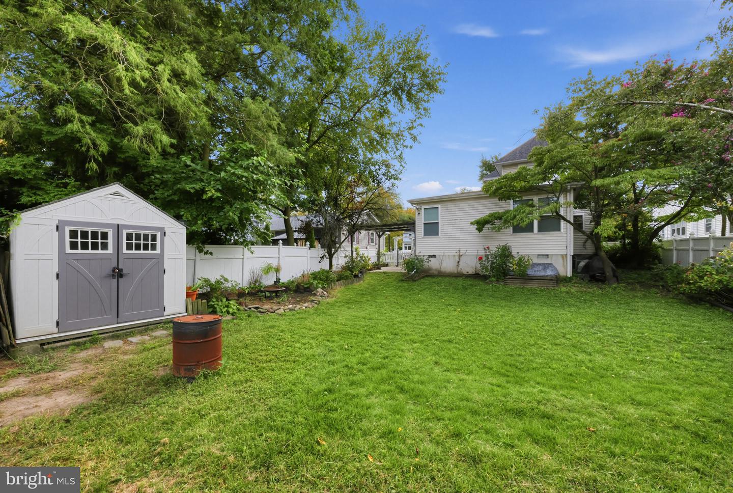 726 Cinnaminson Ave Property Photo 29