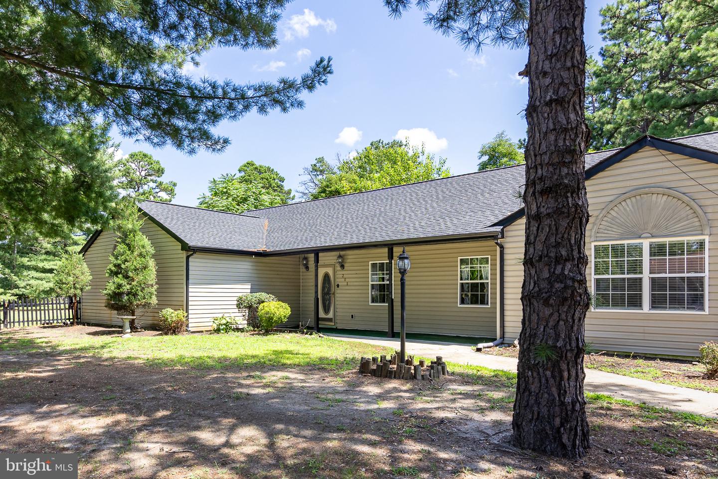 201 Cayuga Trl Property Photo 1