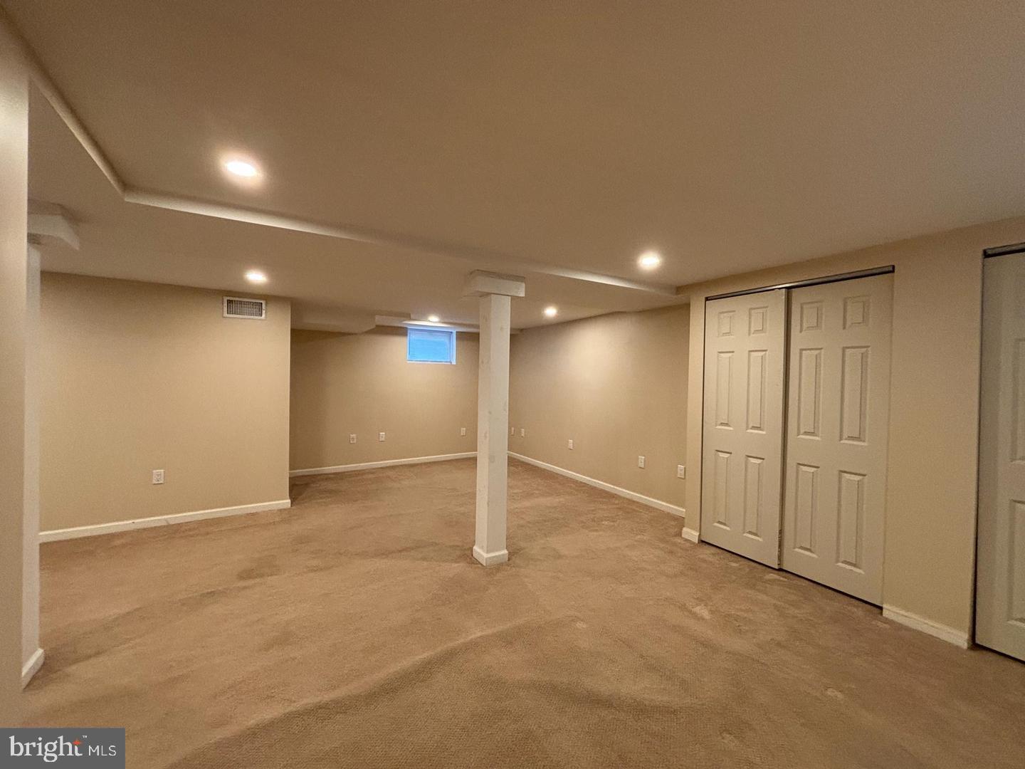 32 Pear St Property Photo 15