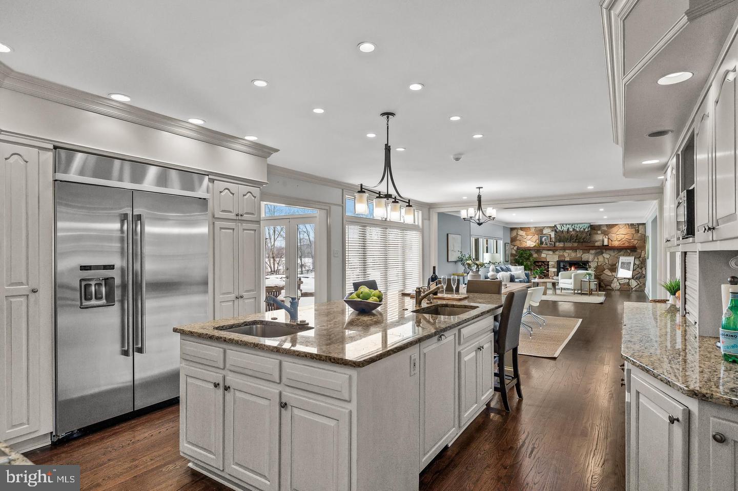 9 Deerfield Ter Property Photo 16