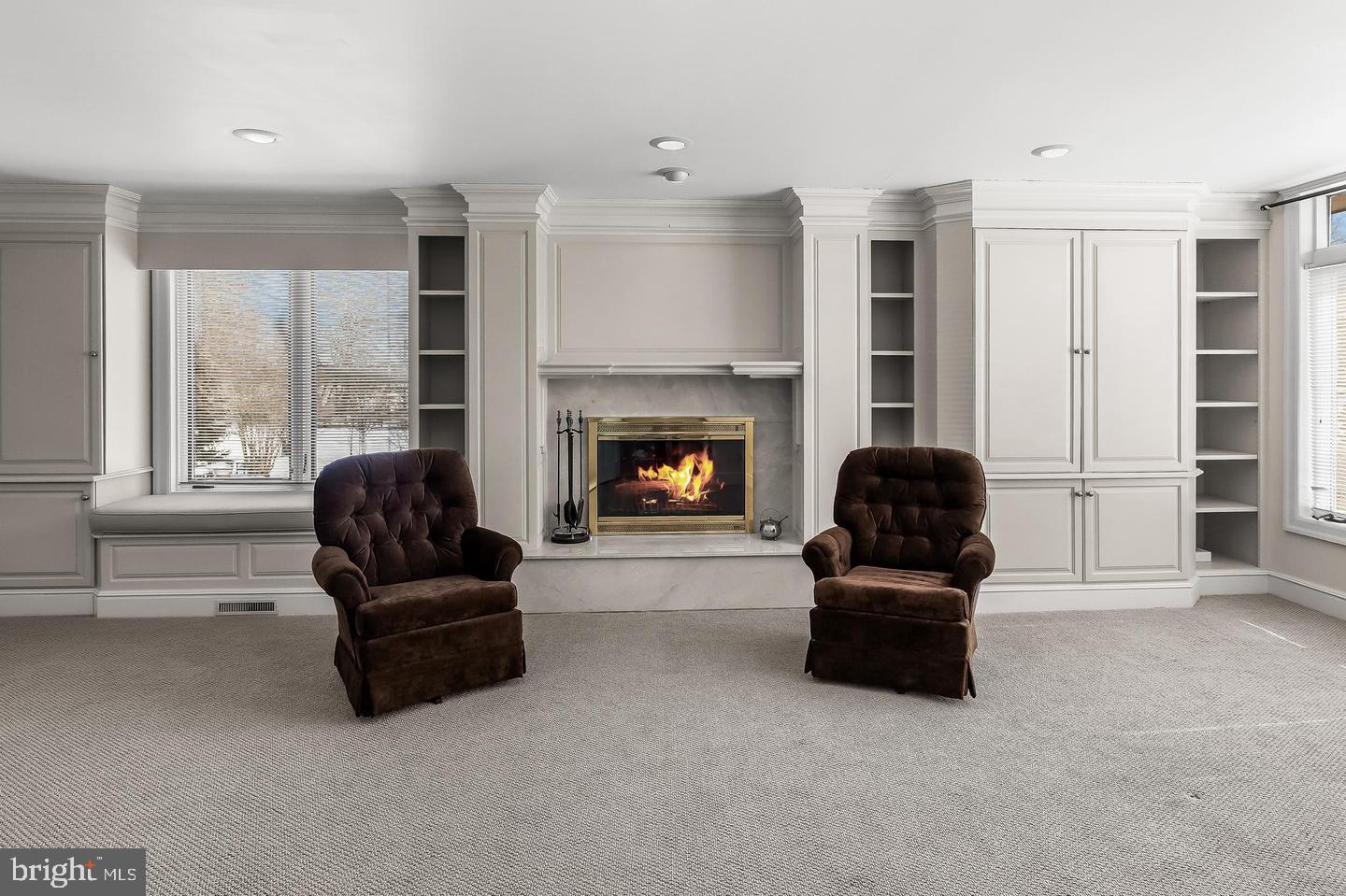 9 Deerfield Ter Property Photo 24