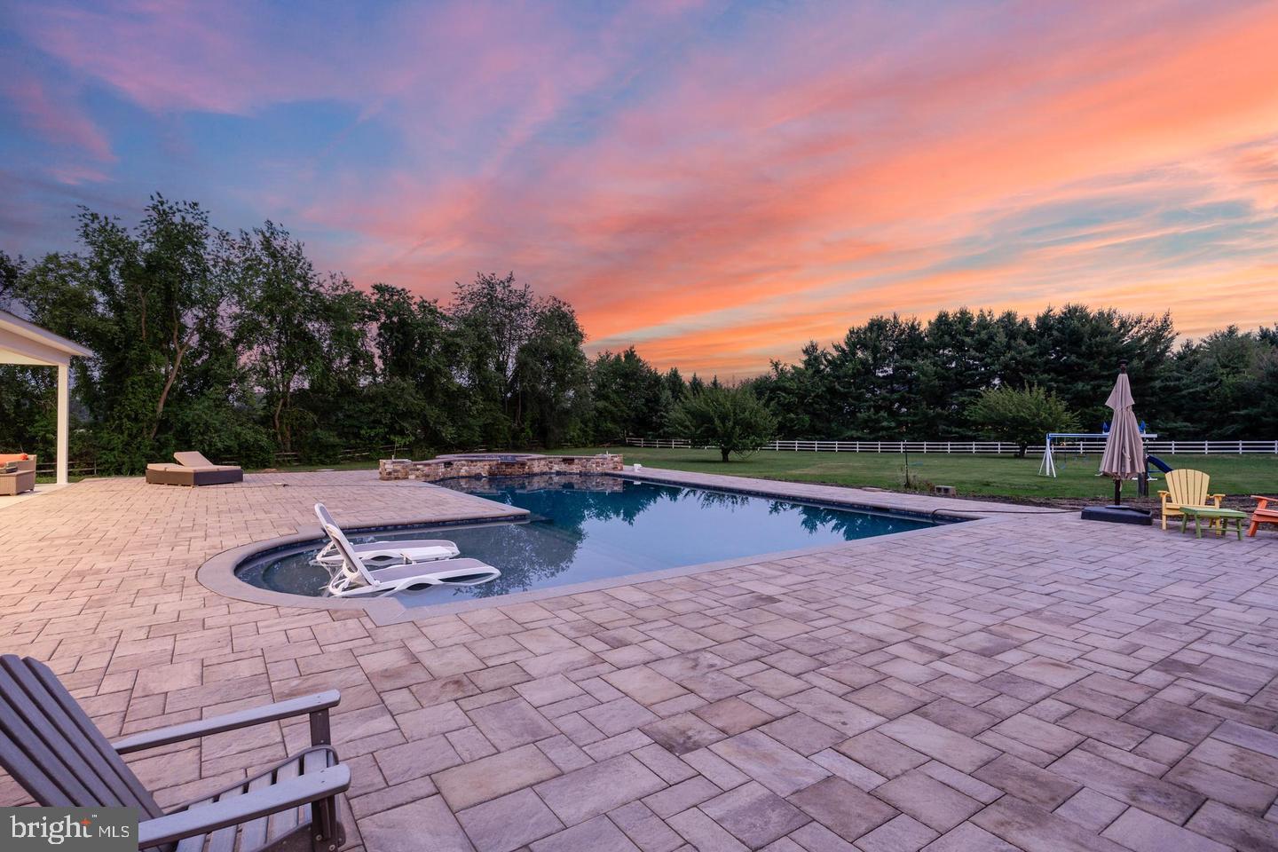 9 Deerfield Ter Property Photo 63