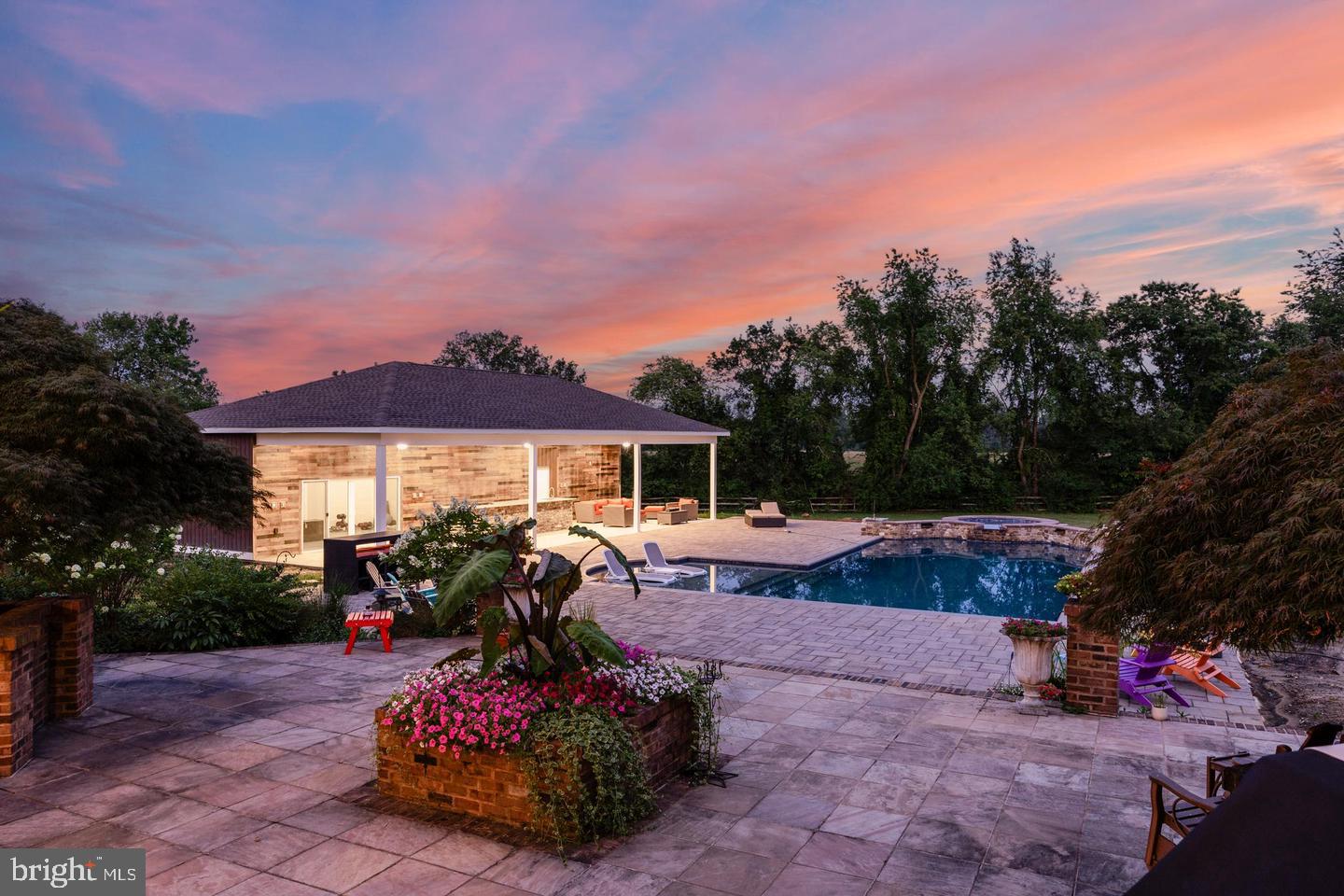 9 Deerfield Ter Property Photo 64