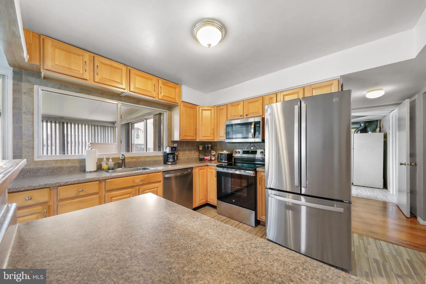 27 Toledo Ln Property Photo 11