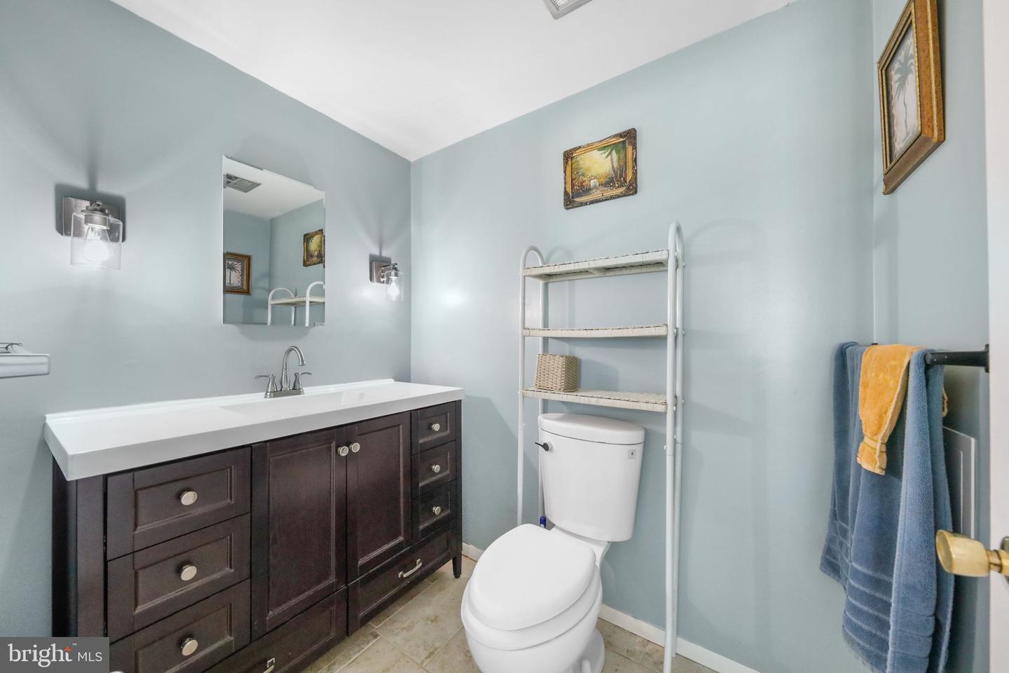 27 Toledo Ln Property Photo 22