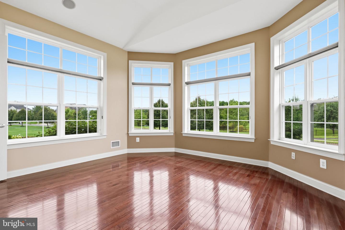 36 Belmont Cir Property Photo 17
