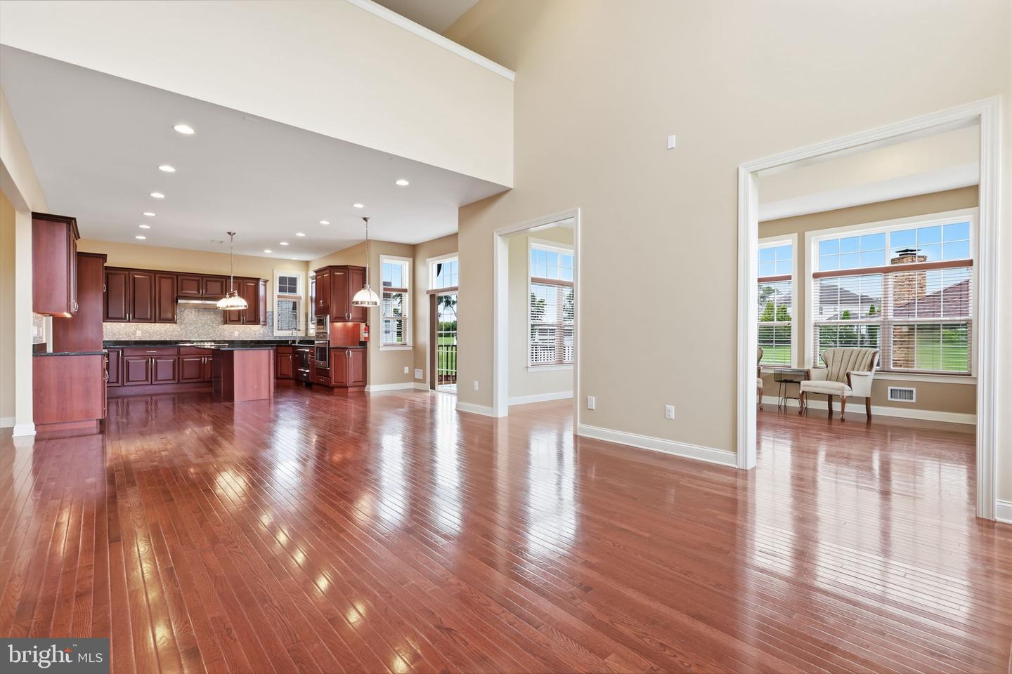 36 Belmont Cir Property Photo 27