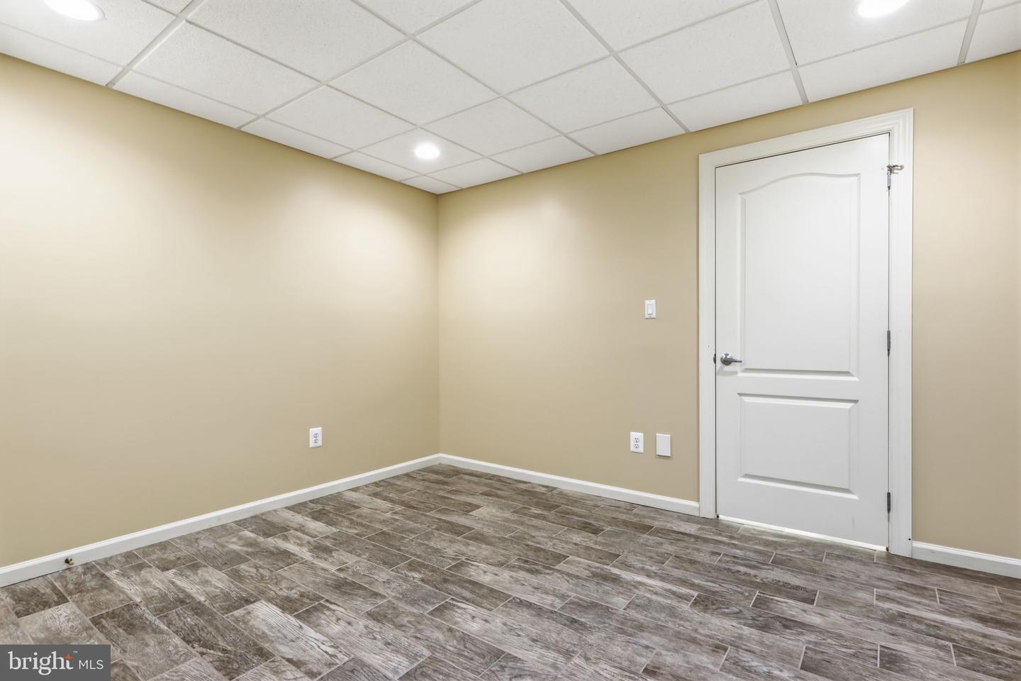 36 Belmont Cir Property Photo 71