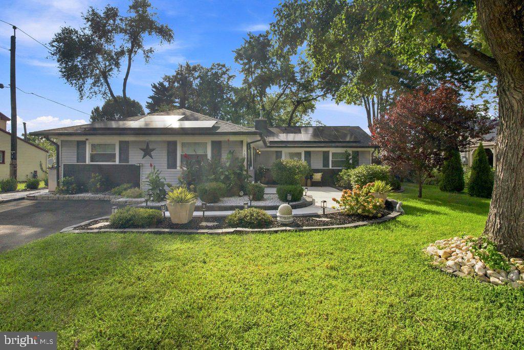 160 Somerset Dr Property Photo 1