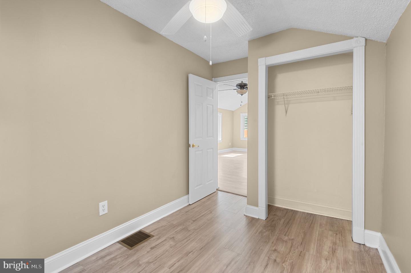 211 Lafayette St Property Photo 10