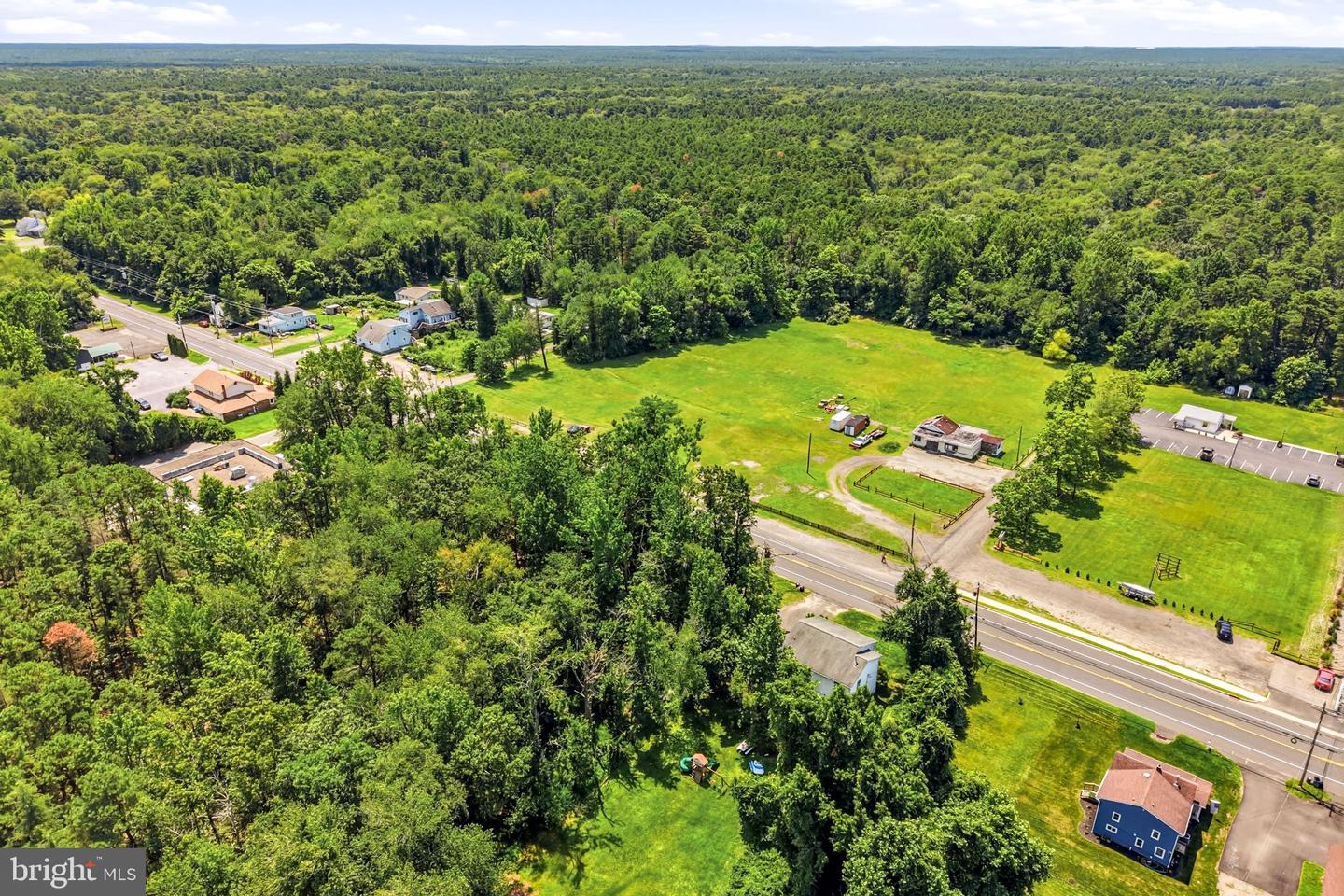 Lakehurst Rd Property Photo 13