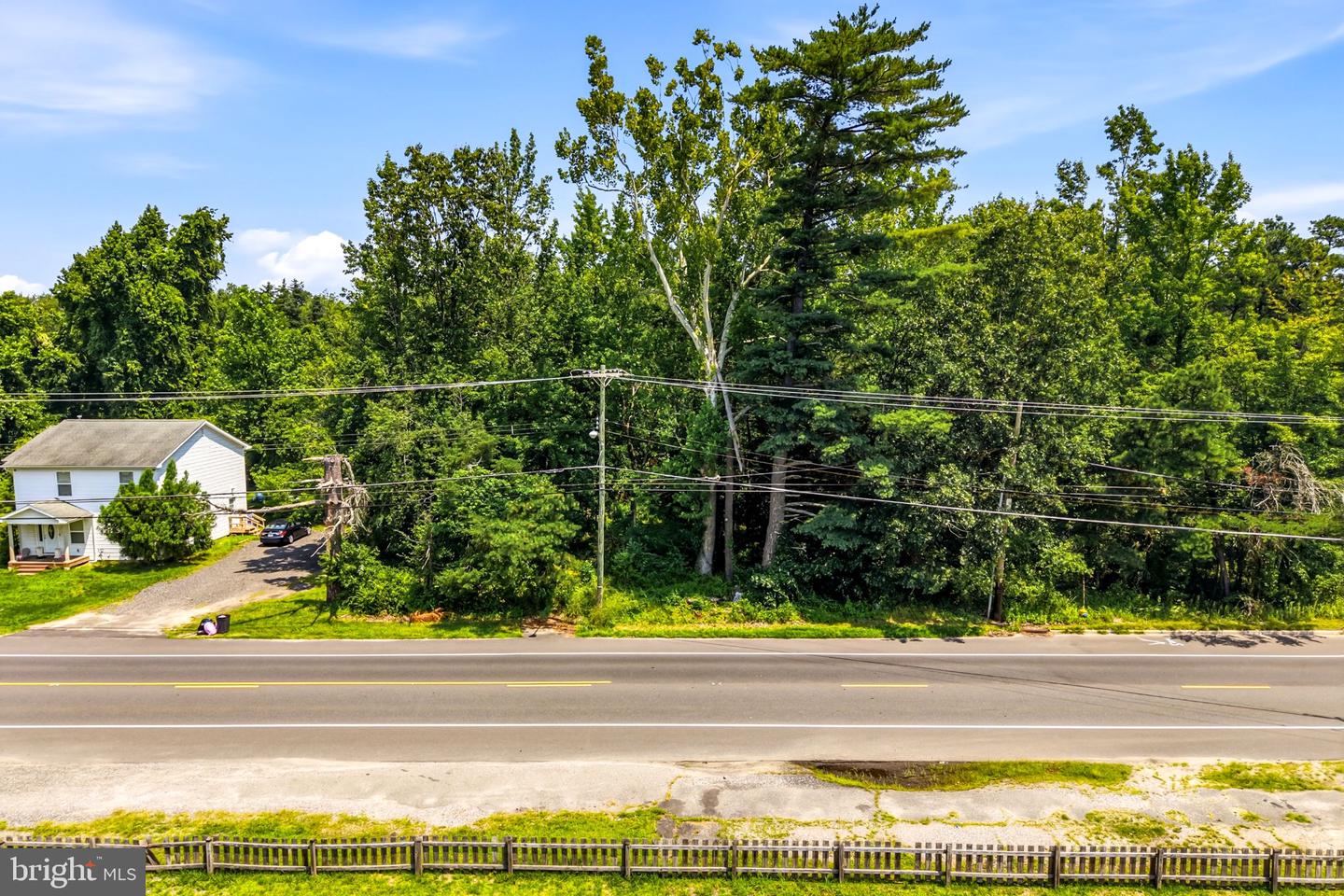Lakehurst Rd Property Photo 14