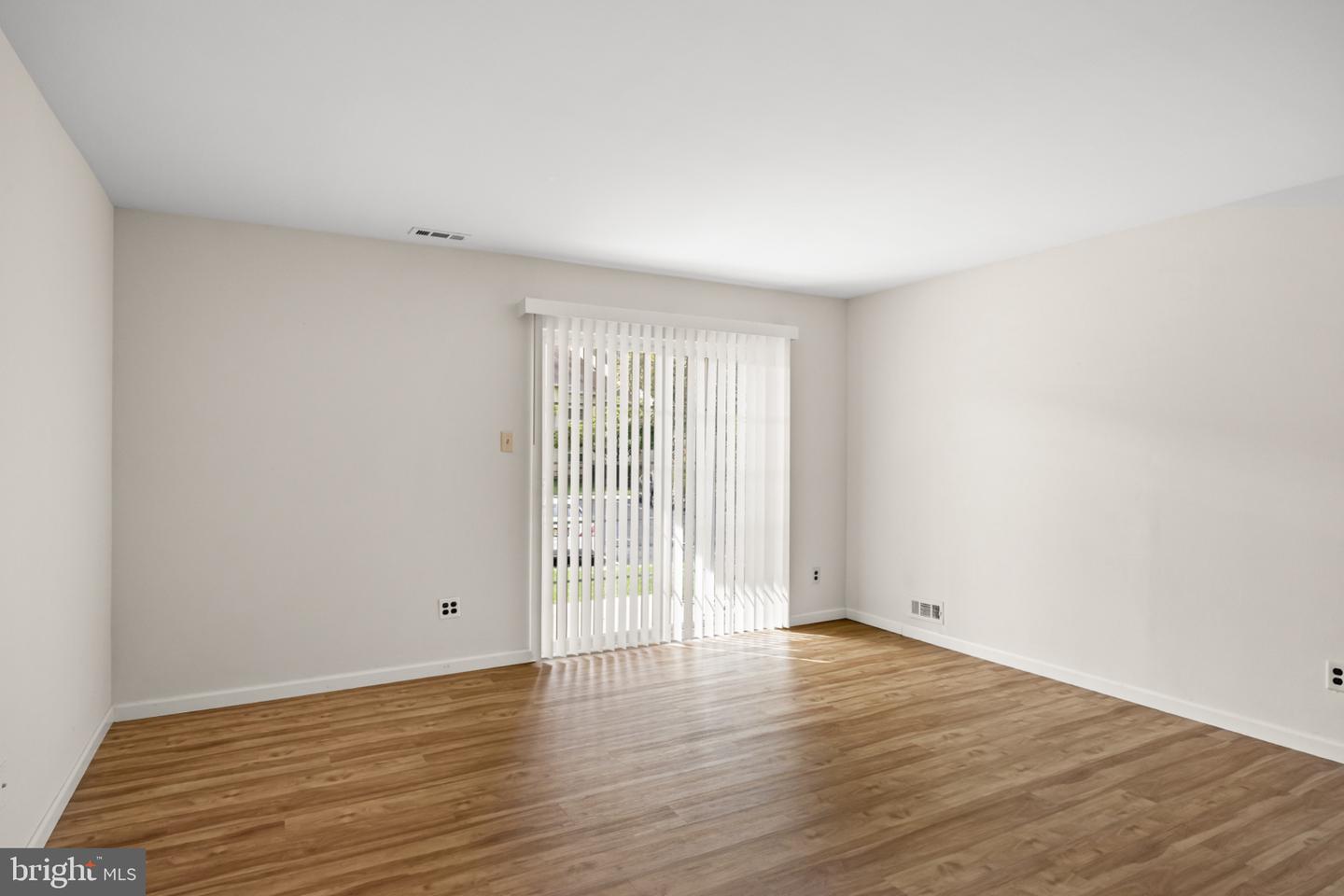 807-a Sedgefield Dr #a Property Photo 7