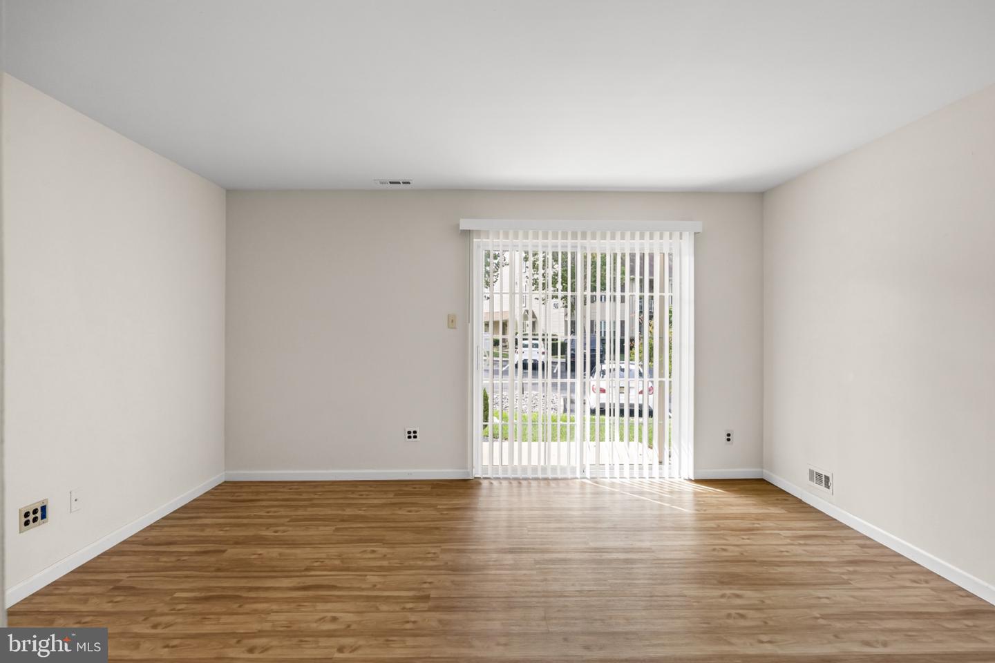807-a Sedgefield Dr #a Property Photo 8