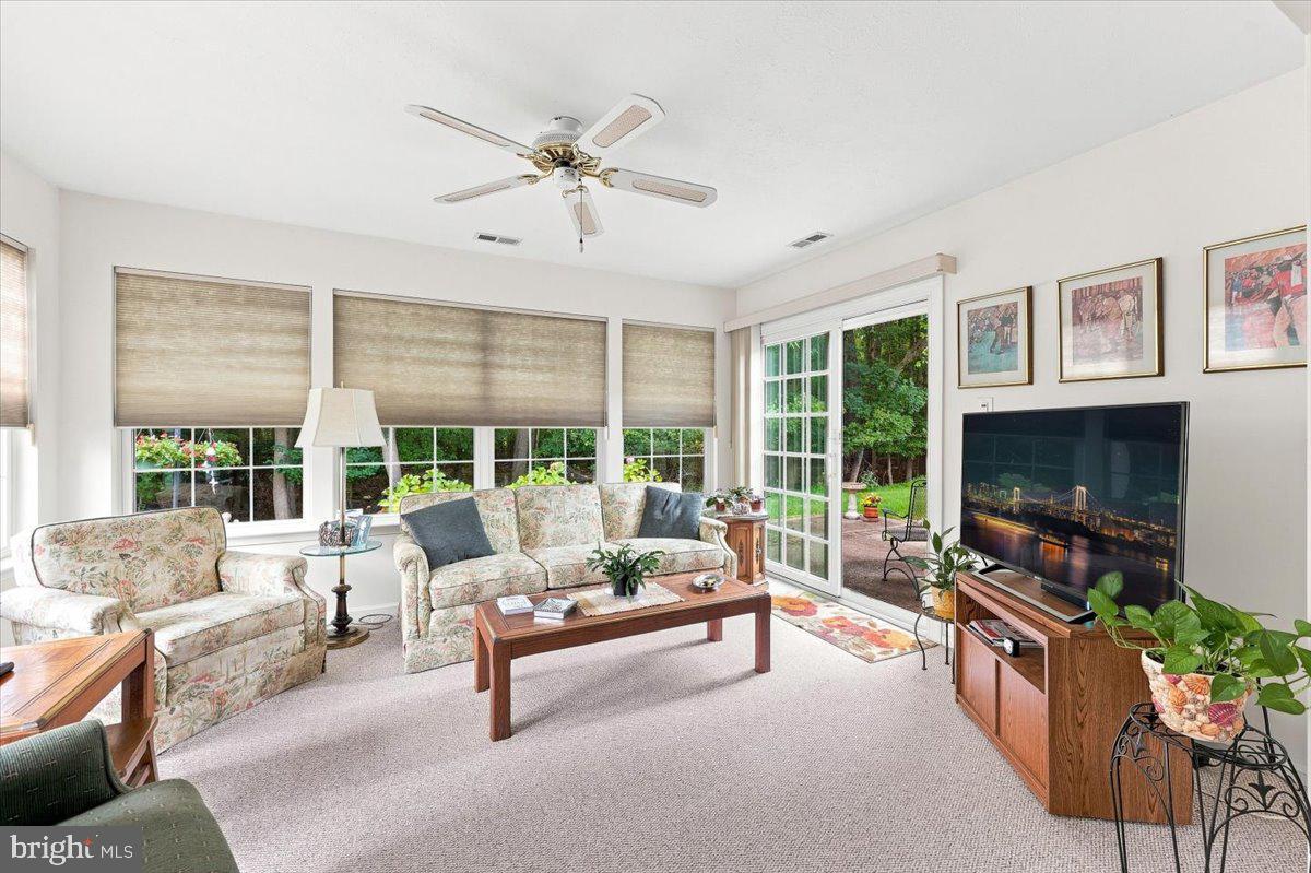 44 Peppergrass Dr N Property Photo 1