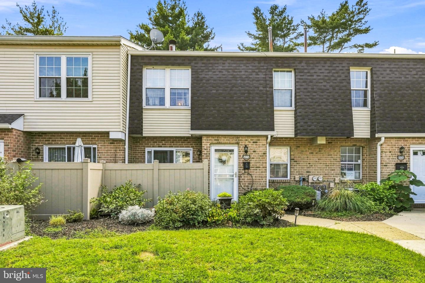 2174 Harbour Dr #building 34 Property Photo 2