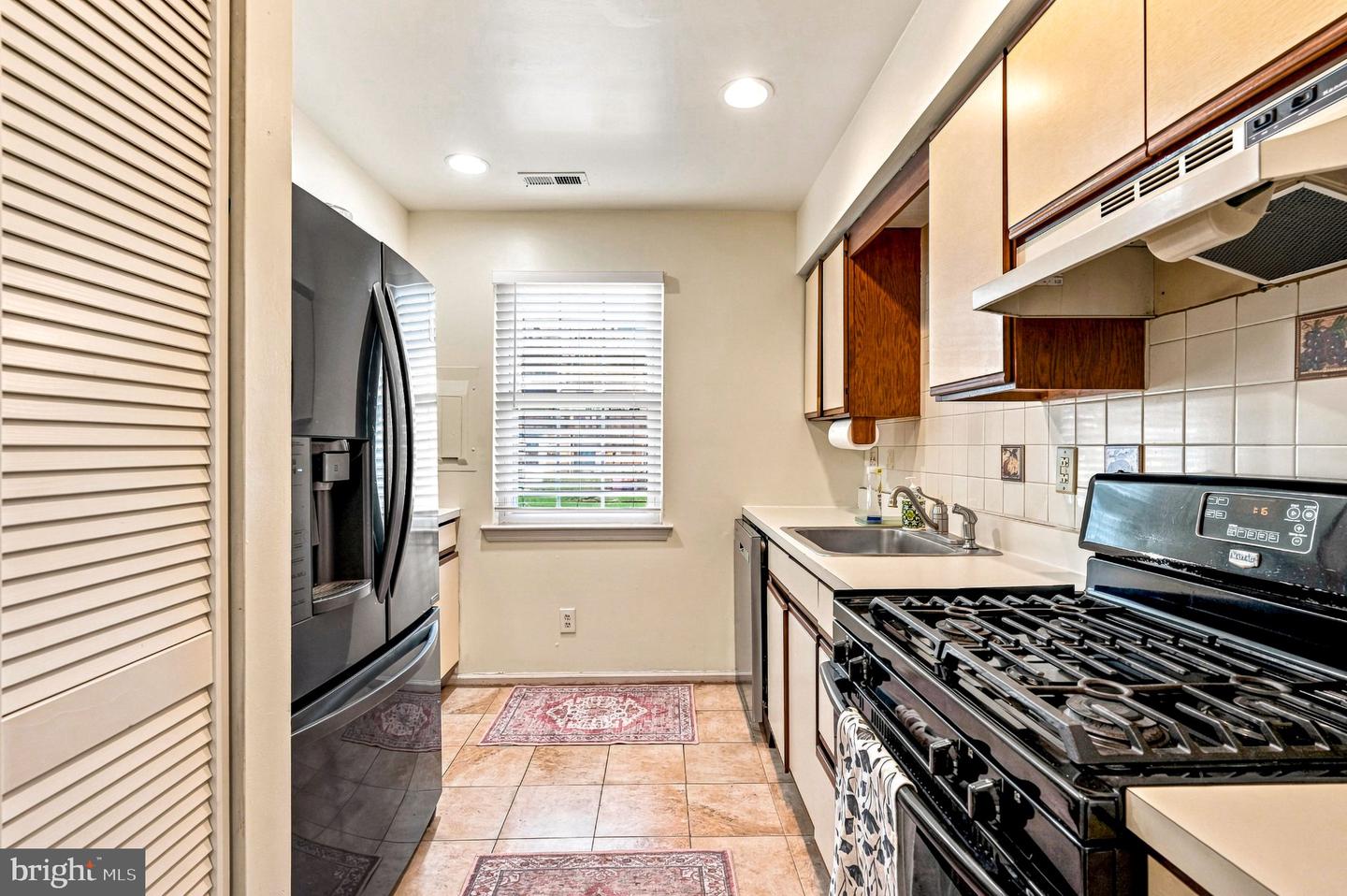2174 Harbour Dr #building 34 Property Photo 10