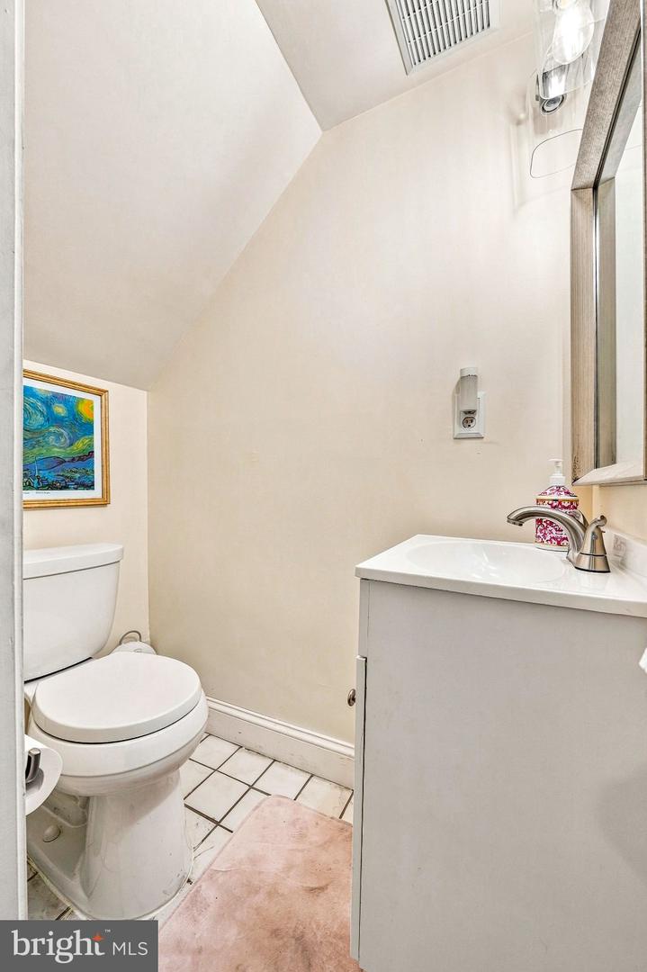 2174 Harbour Dr #building 34 Property Photo 13
