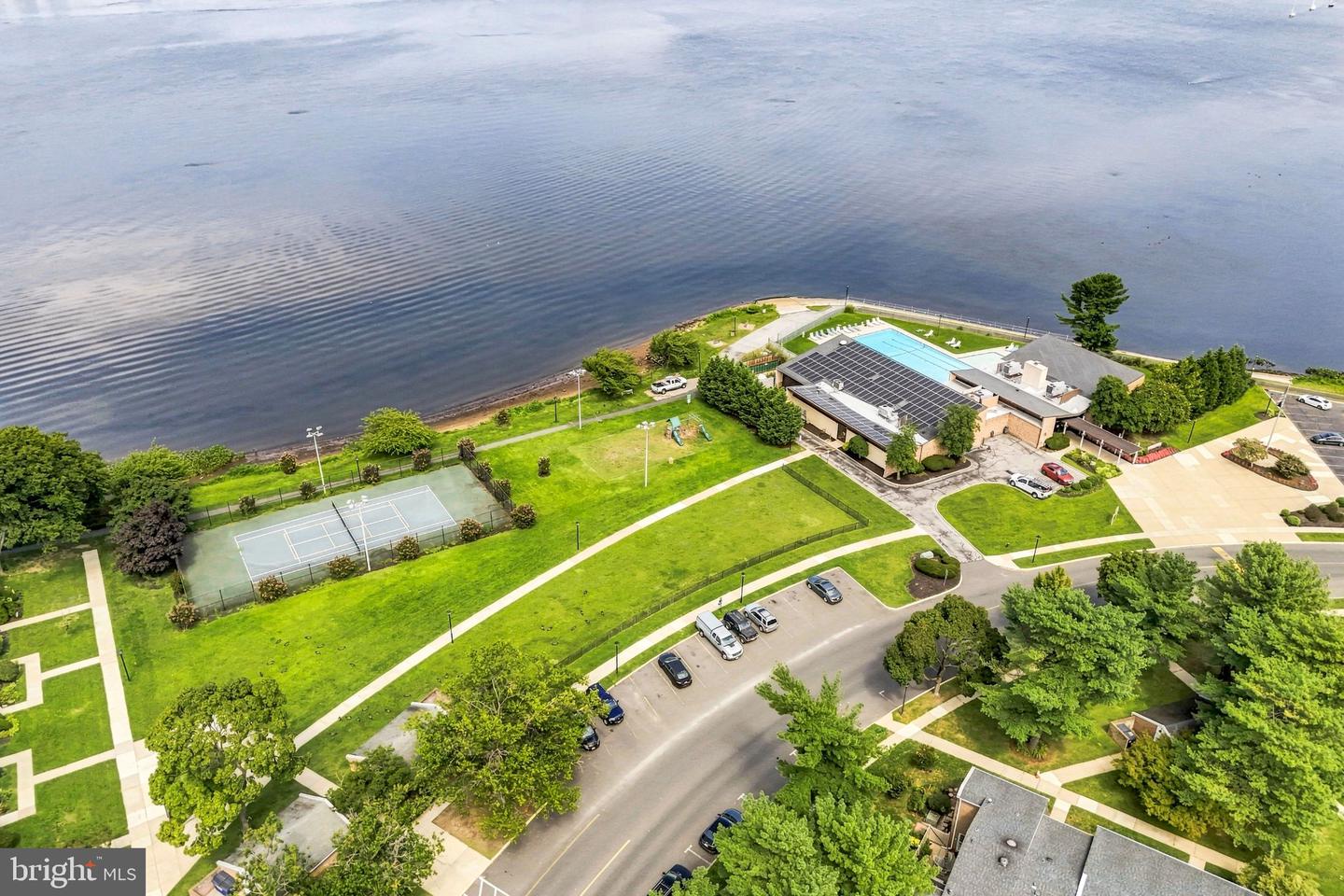 2174 Harbour Dr #building 34 Property Photo 24