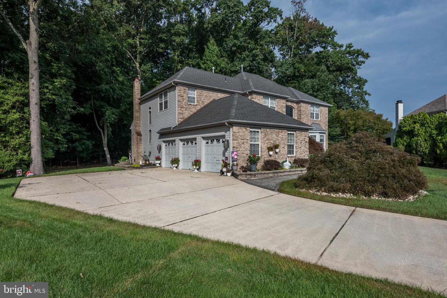 8 Wells Ct Property Photo 4